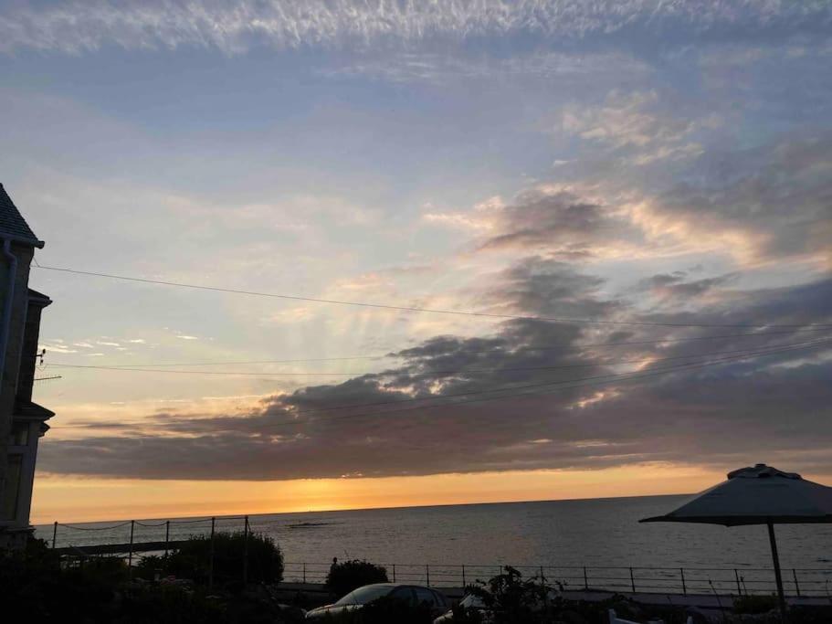 Amazing Seaside Loft Apartment With Sea Views . Sennen Cove Bagian luar foto
