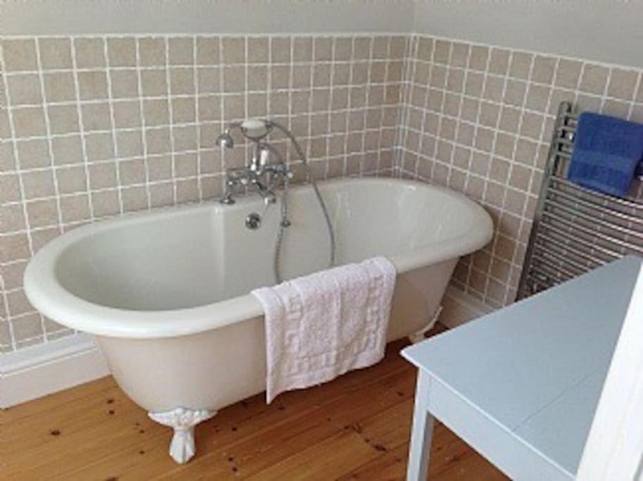 Amazing Seaside Loft Apartment With Sea Views . Sennen Cove Bagian luar foto