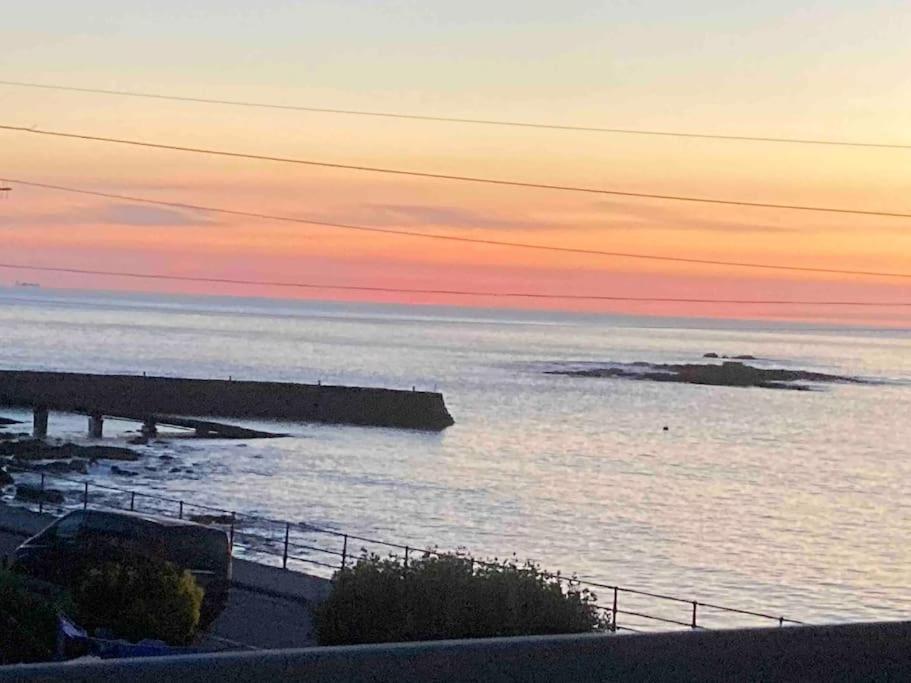 Amazing Seaside Loft Apartment With Sea Views . Sennen Cove Bagian luar foto