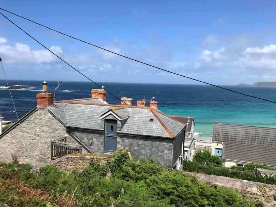 Amazing Seaside Loft Apartment With Sea Views . Sennen Cove Bagian luar foto